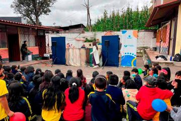 Proyecto "Edu-entretenimiento para la prevención del abuso sexual", en la Escuela Juan Bautista Aguirre en Miraflores, junto a estudiantes de Psicología y la Compañía de Teatro