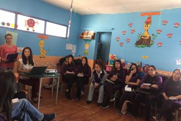Estimulación fonética para niños de 4 años que asisten a los Centros de Desarrollo Infantil Municipales de la ciudad de Cuenca