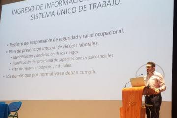 Evaluación e implementación de un programa de seguridad industrial en los talleres artesanales de la ciudad de Cuenca