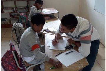 Reforzar los conocimientos en matemáticas e inglés a los niños de la Escuela 20 de Abril de Zhipta, de la parroquia Jima, del cantón Sigsig, de la Provincia del Azuay